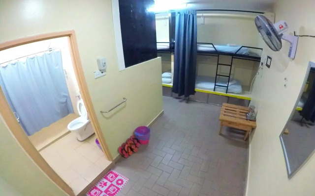 Abby Hotel By The River Town