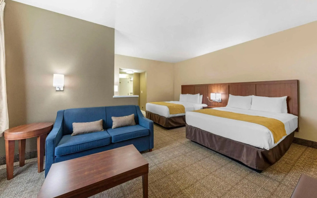 Comfort Suites Tulare Sequoia Gateway