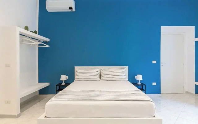 White&Blue Apartment at Sanità  by Wonderful Italy