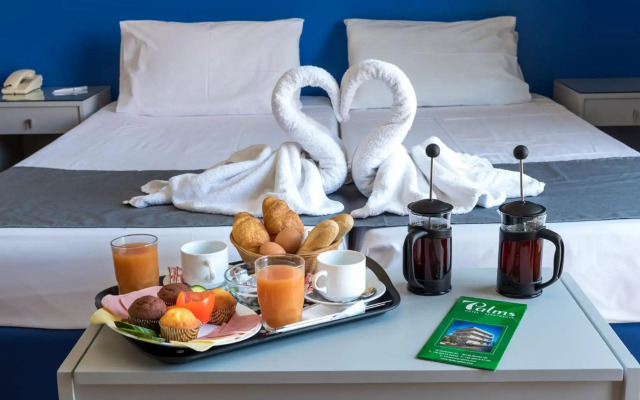 7 Palms Hotel Apartments