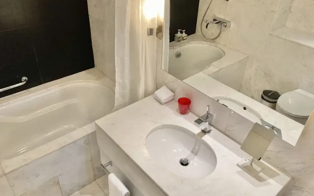 SuperHost- Classy Apt With Incredible Partial Fountain View I Address Dubai Mall