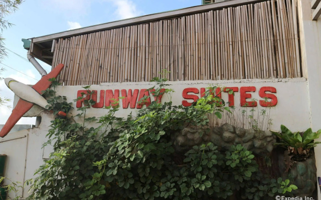 Runway Suites