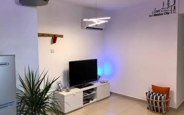 Fat Cow Apartment 103