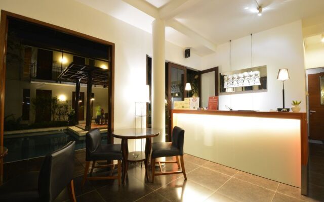 ZEN Rooms Kemang Ampera