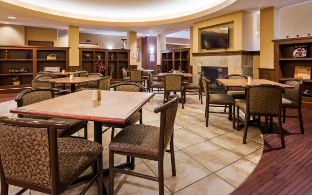 Best Western Plus Grand Island Inn & Suites