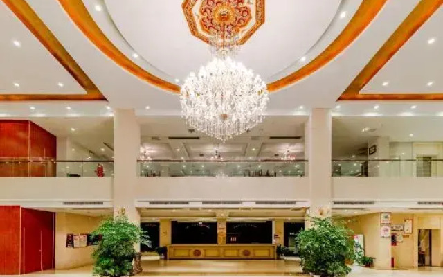 Xinyu Donghu Four Seasons Hotel