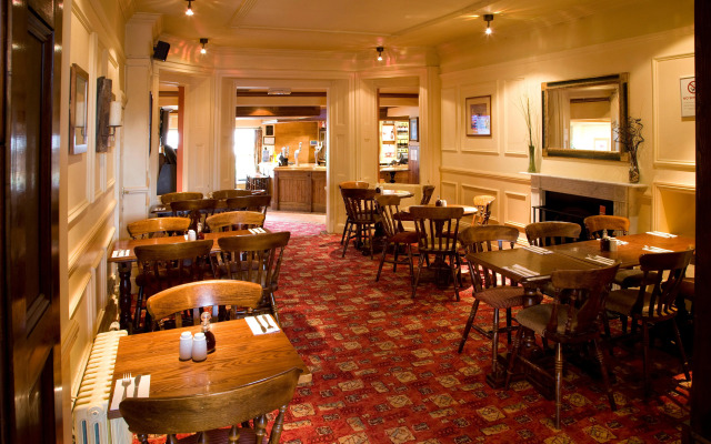 Premier Inn Epsom Central