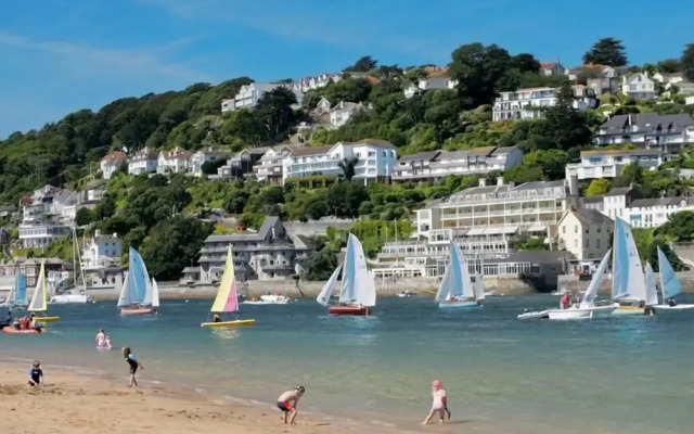7 The Salcombe