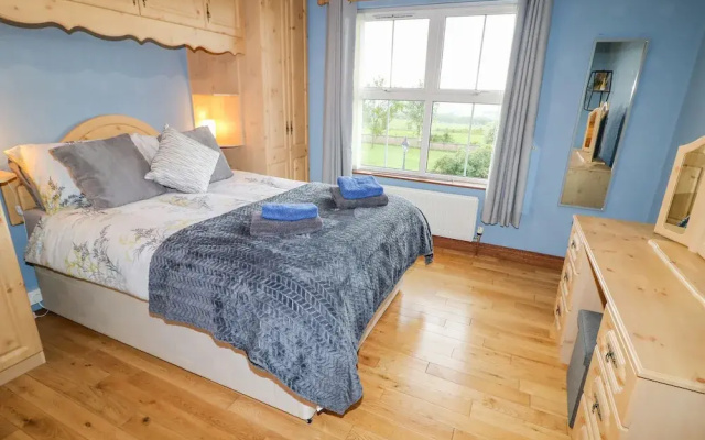 Braeside Farm House