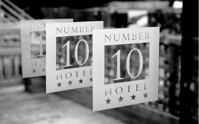 Number 10 Hotel