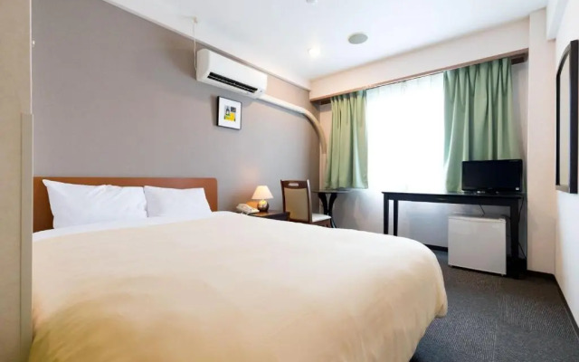 Hotel Yutaka Wing