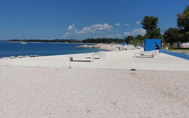 Studio Apartment Alma