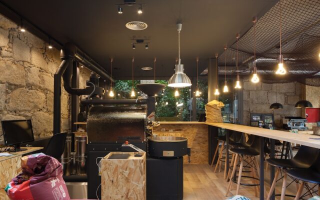 7 Gaia Roaster Apartments