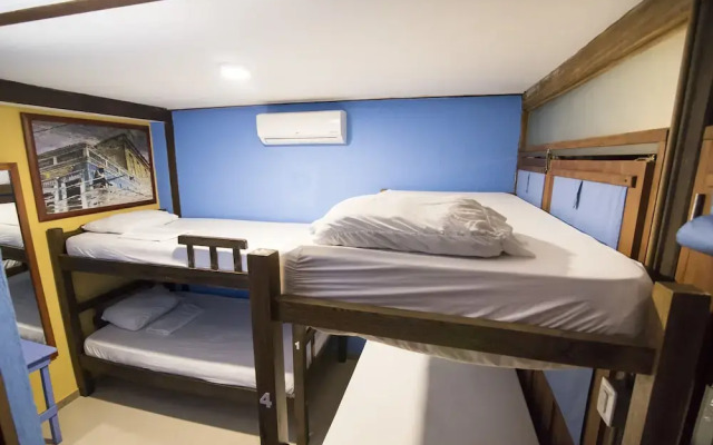 La Brisa Loca Hostel