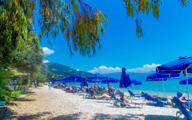 Manto On The Beach Apartments