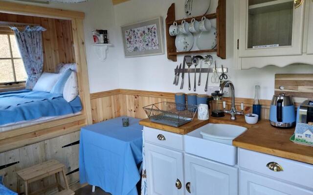 The Old Mill Shepherd's Hut