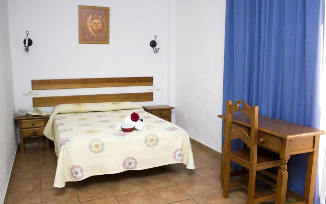 Hotel Oasis Atalaya