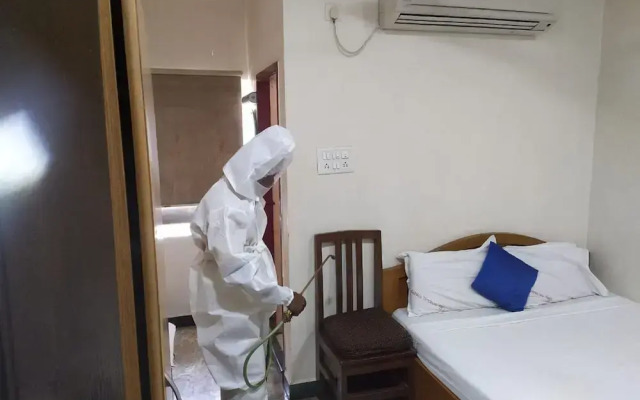 Hotel Rathnavel Towers