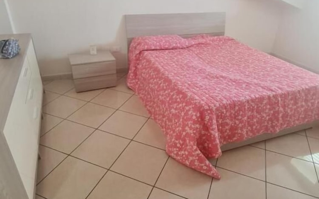 Pink Flowers Suites Women Only