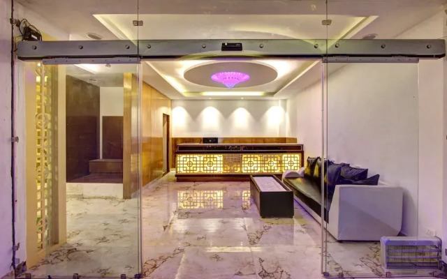 OYO 10786 Hotel Hill County