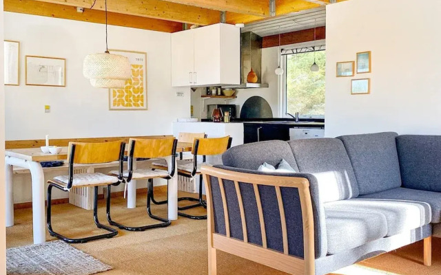 6 Person Holiday Home in Blokhus