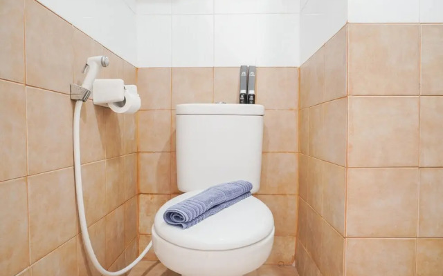 Vibrant 2Br With Sofa Bed Apartment At Green Pramuka City