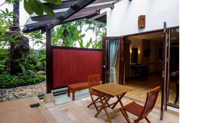 NIDA Rooms Phuket Marina Rose