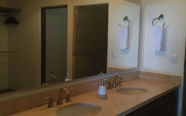 Ventanas Hotel & Residences