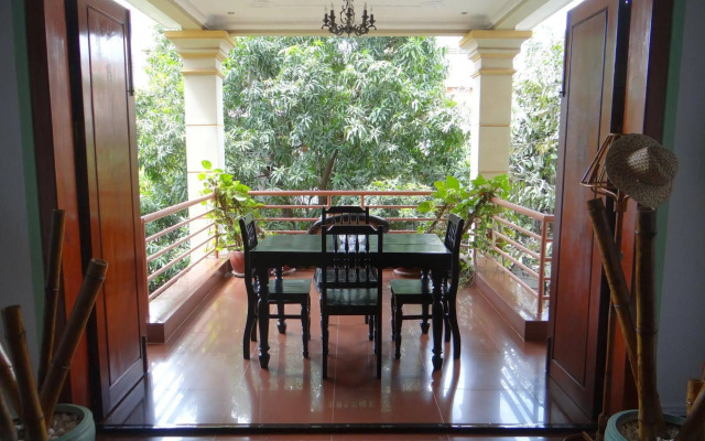 Alibi Villa Guesthouse
