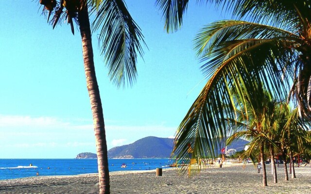 Apartamentos SOHO - Oasis Cerca al Mar