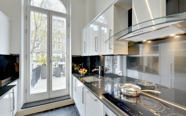 Claverley Court Apartment Knightsbridge