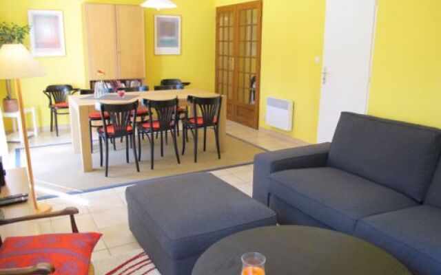 LOriÂ©e du Bois (HUT100)