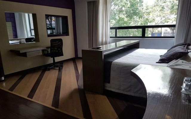 Grand Prix-WeEnjoyHotels-Aeropuerto