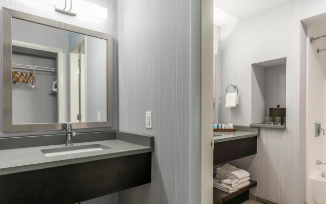 Rockport Inn And Suites