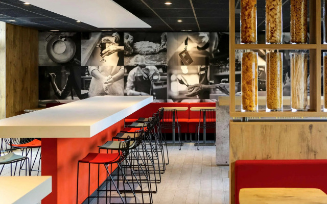 Ibis Aix en Provence Hotel