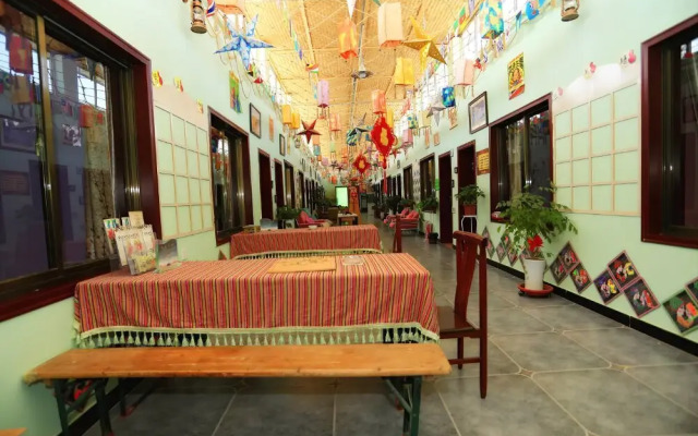 Dunhuang 8090 Guest House
