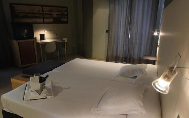 Hotel Carrís Almirante