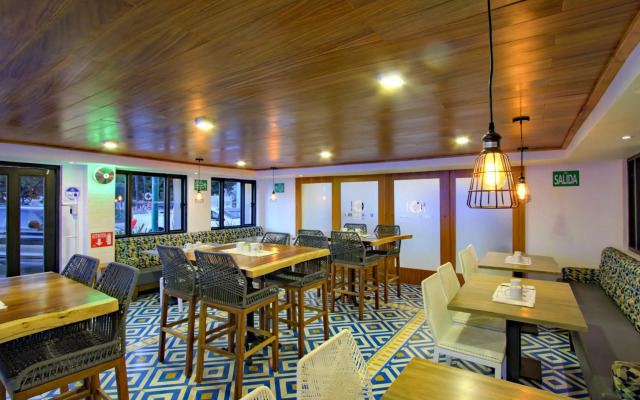 Hotel La Pinta