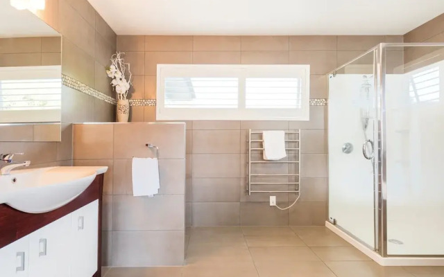 Apollo Luxury 3 Bedroom House