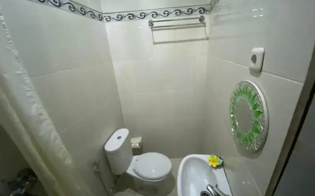 Suwardika Homestay and Dormitory - Hostel