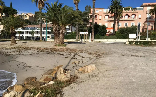 O FIL DE L'EAU BANDOL - App A05 - T3 avec Jardin et terrasse