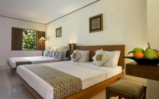 Nyiur Indah Beach Hotel