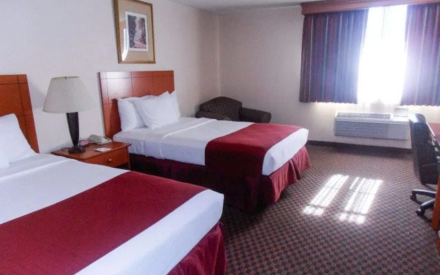 Quality Inn & Suites Downtown North