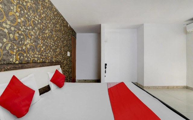 OYO Flagship 80499 New Bhandan Lawn