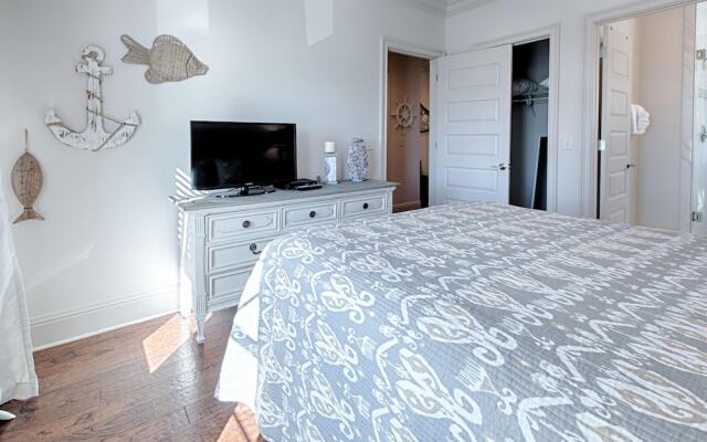 948B Miramar Beach Villas