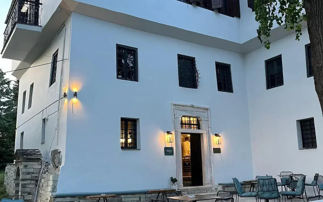 Kenta Mountain Hotel