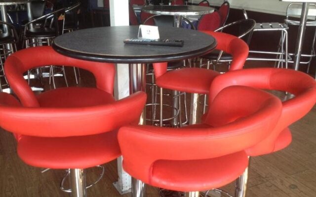 B&B Bed& Fly - Mamma Mia