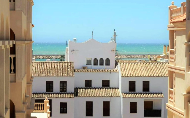 Pleasant apartment in Almerimar with shared pool