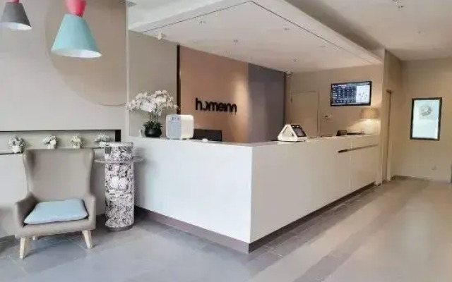 Homeinn (Shanghai Pudong Sanlin Metro Station)