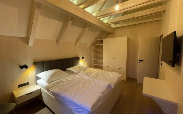 Holiday Home in Roprachtice With Sauna & Jacuzzi